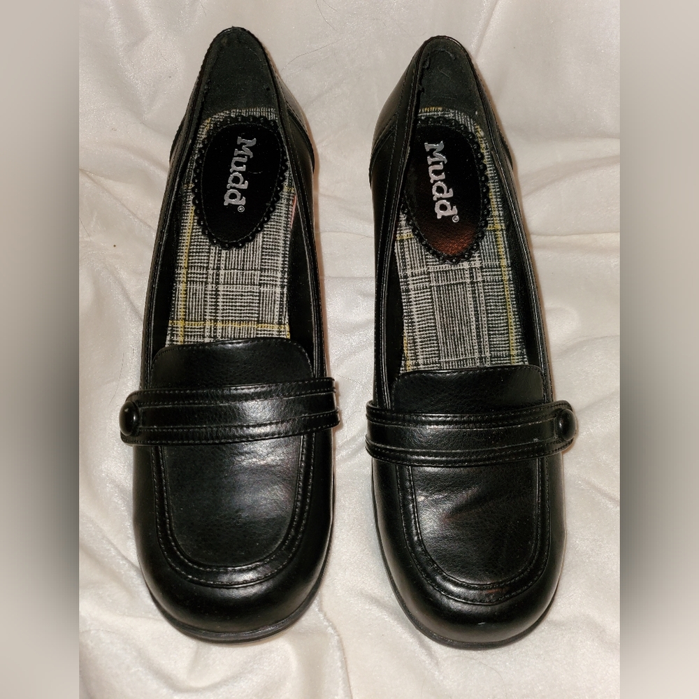 Mudd Womens Platform Loafer Shoes 10M Black Faux Leather Chunky Heel Y2K 90s